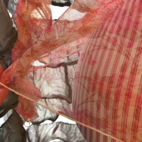 Zara NWT sheer floral blouse with ruched sleeves - Picture 4 of 6